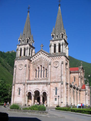 Basilica de Covadonga, Asturias, España 