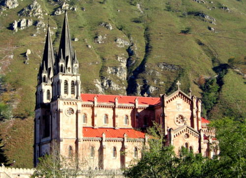 Basilica de Covadonga, Asturias, España 