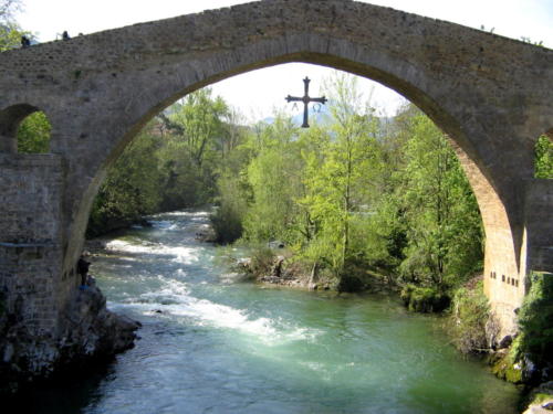 Cangas de Onís (puente medieval)
